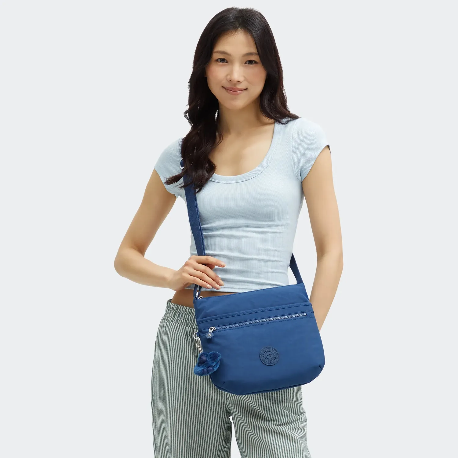 Kipling Arto schoudertas Medium Casual Blue lichtgewicht