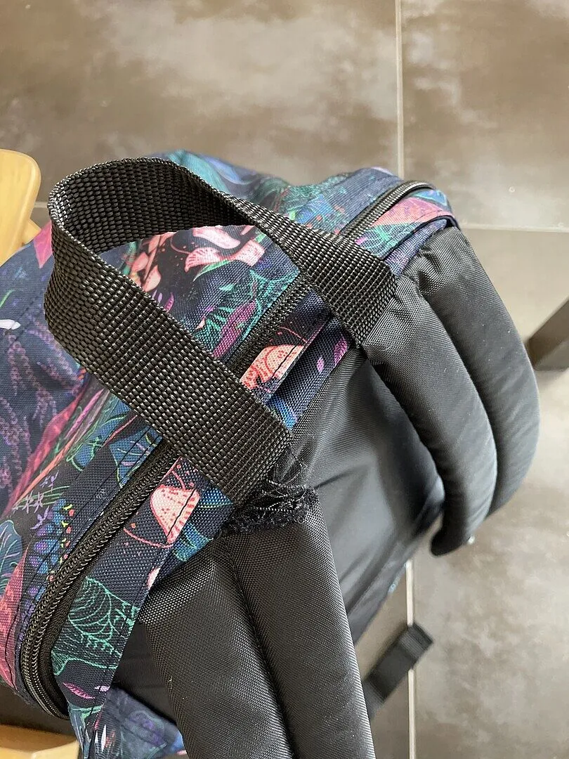 Eastpak Day Office rugzak Pink Ray medium waterafstotend