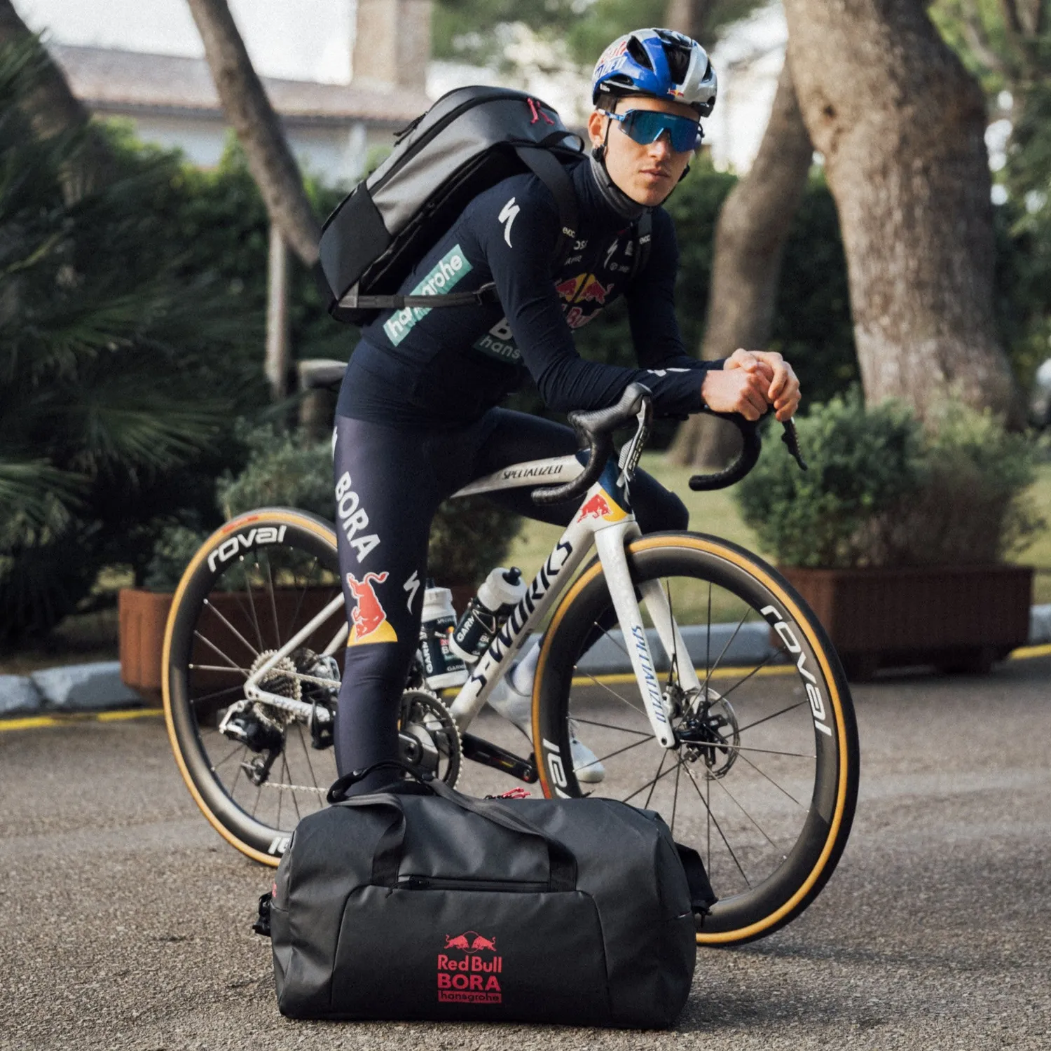 Evoc Weekender 40 reistas carbon grey Giro