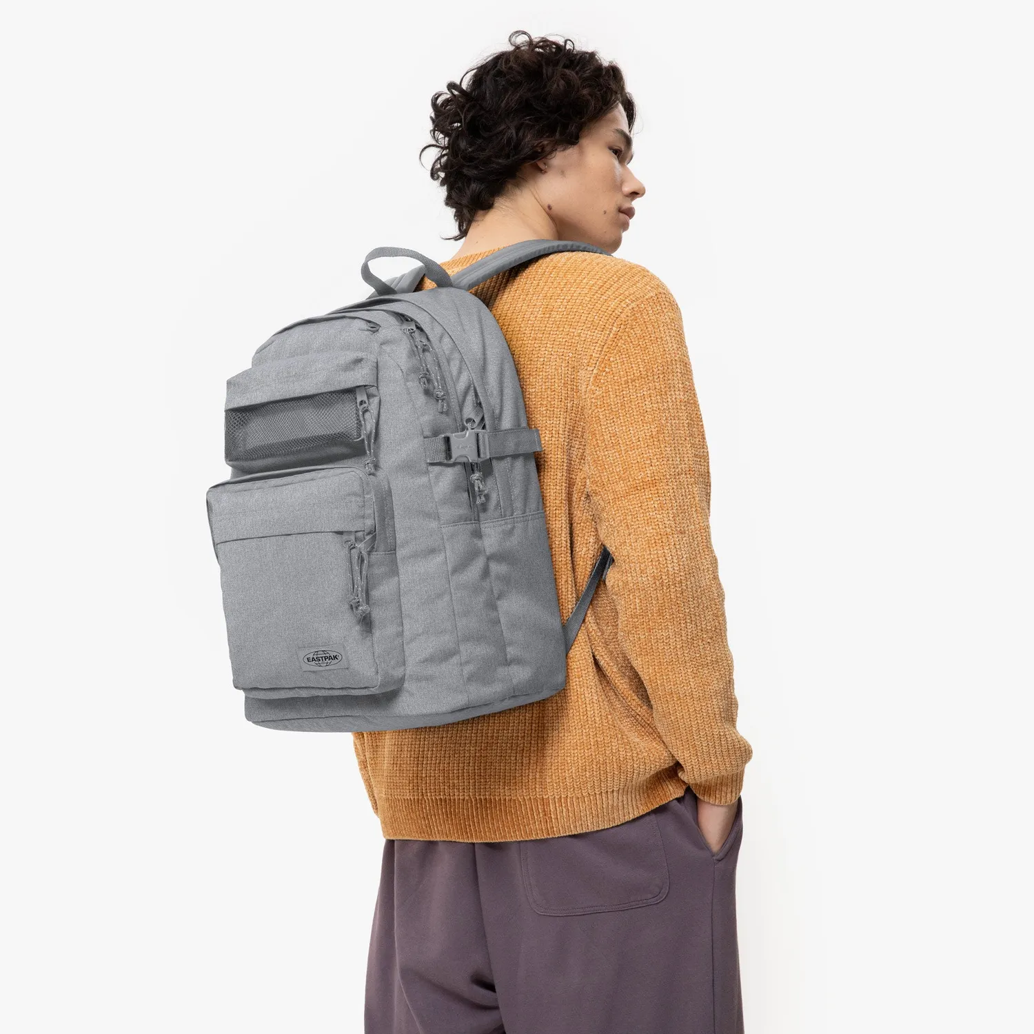 Eastpak DBL Pro rugzak Sunday Grey large waterafstotend
