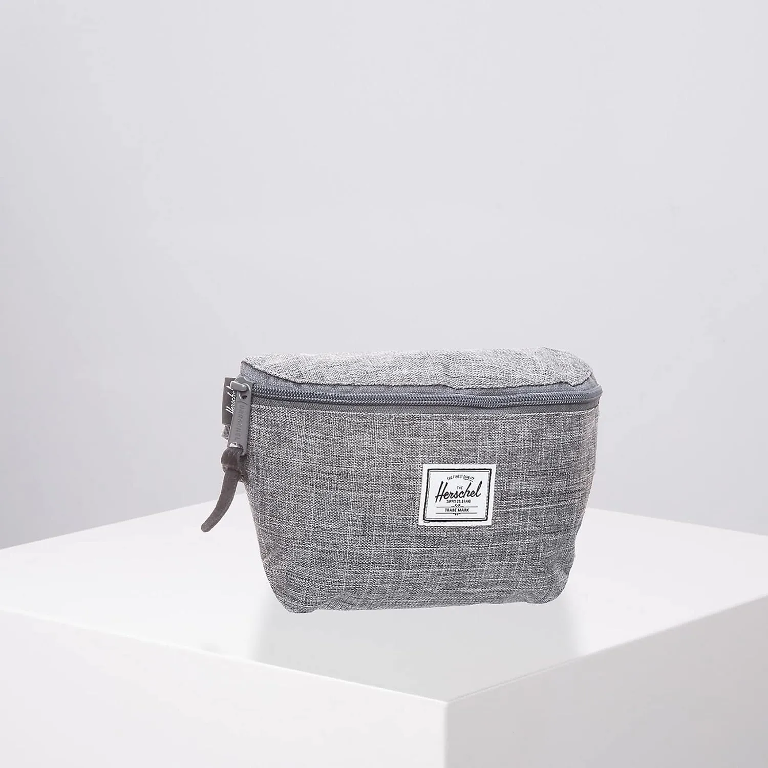 Herschel Fourteen heuptas Raven Crosshatch compact