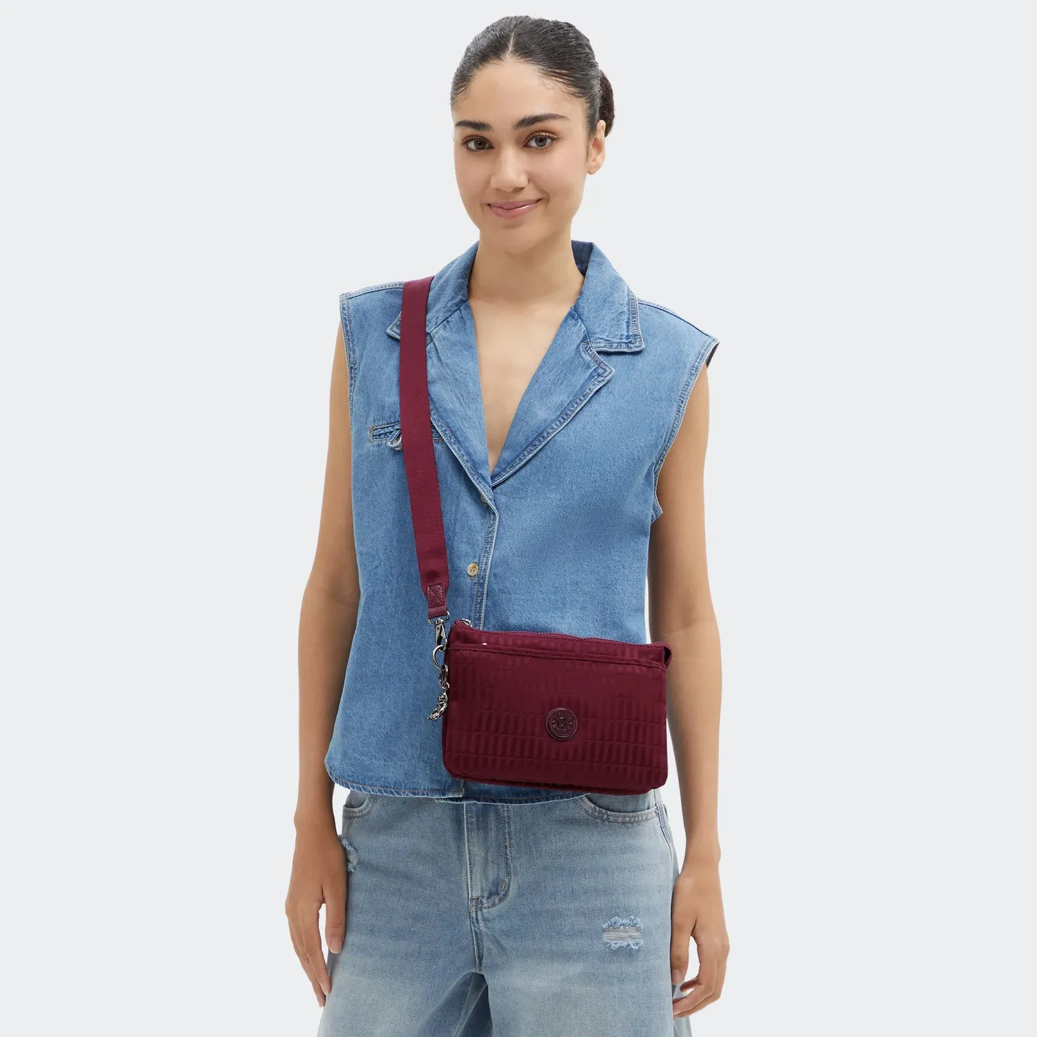 Kipling Riri crossbodytas Klein Maroon Tile Jacquard print