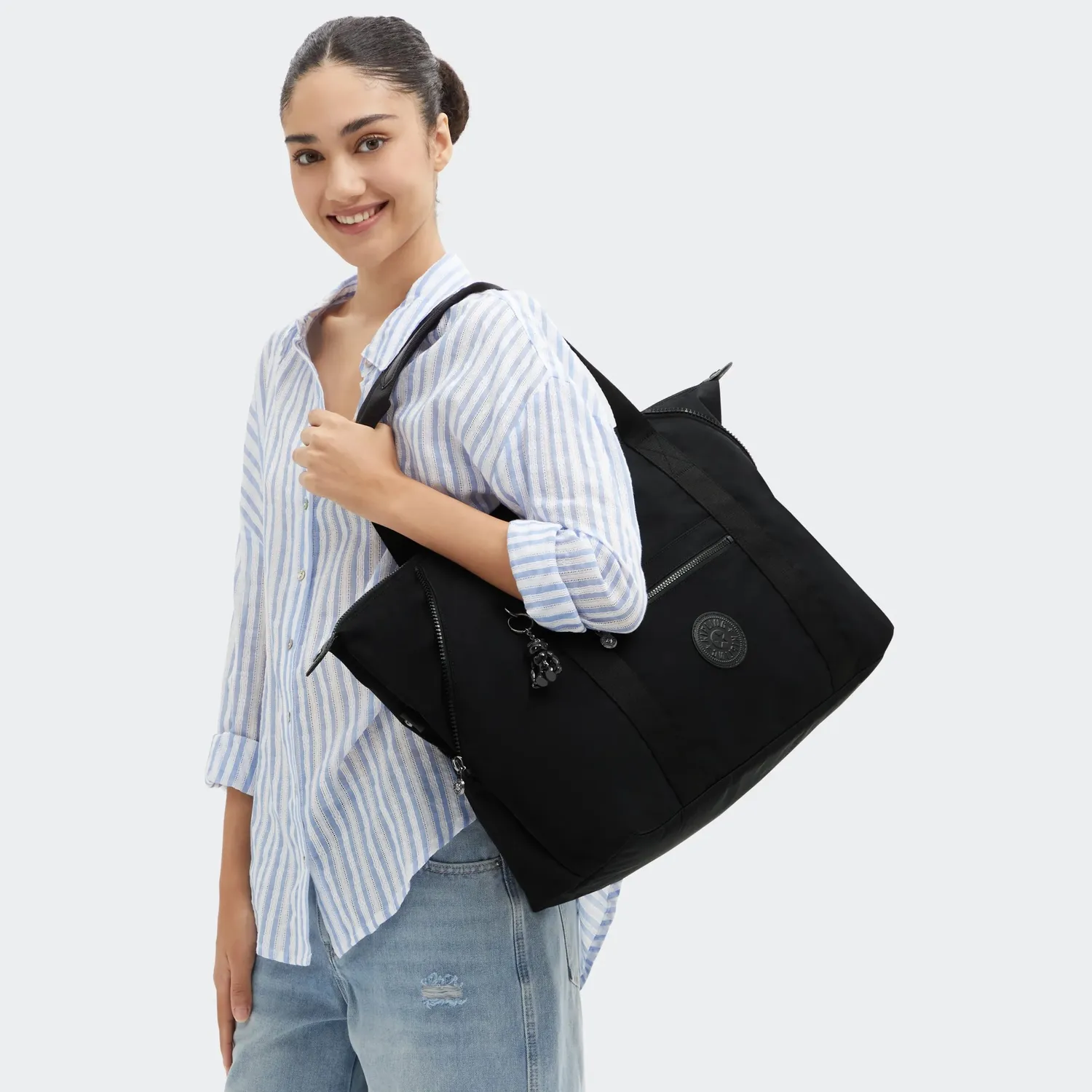 Kipling Art M draagtas Infinite Black groot zwart