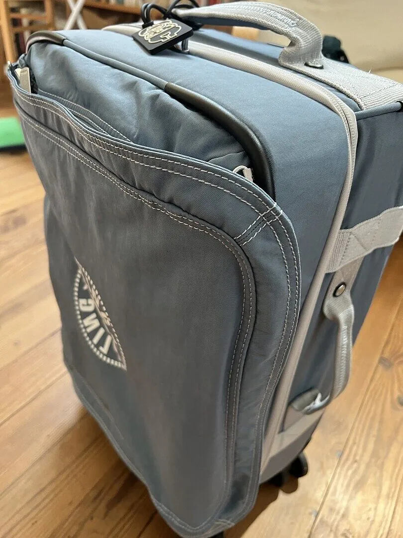 Kipling Spontaneous S koffer Klein Diamond Wave Emboss cabine