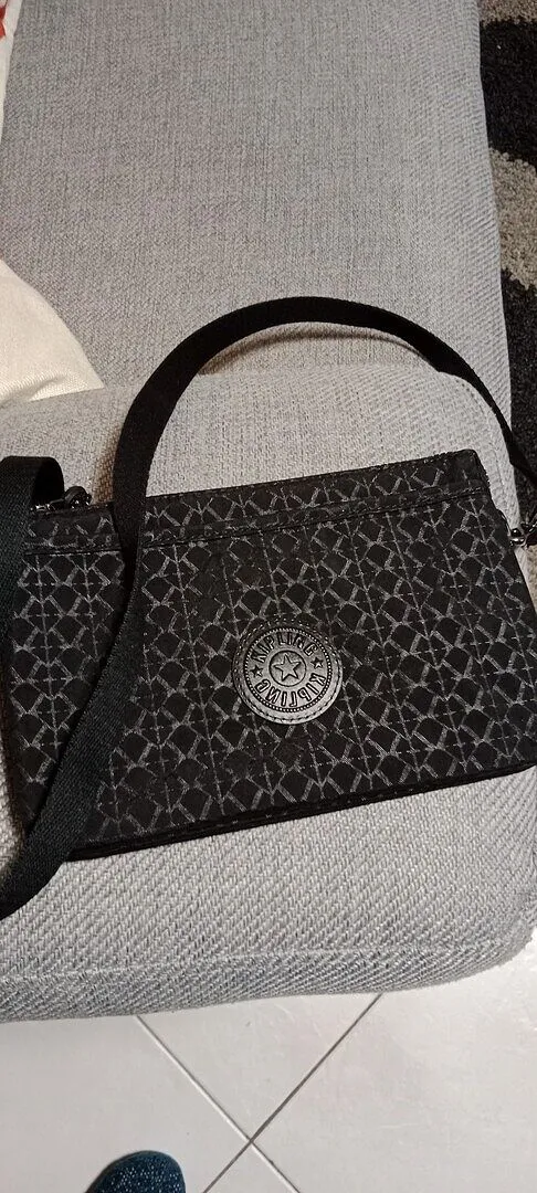 Kipling Riri crossbodytas klein Lounge Wine waterafstotend