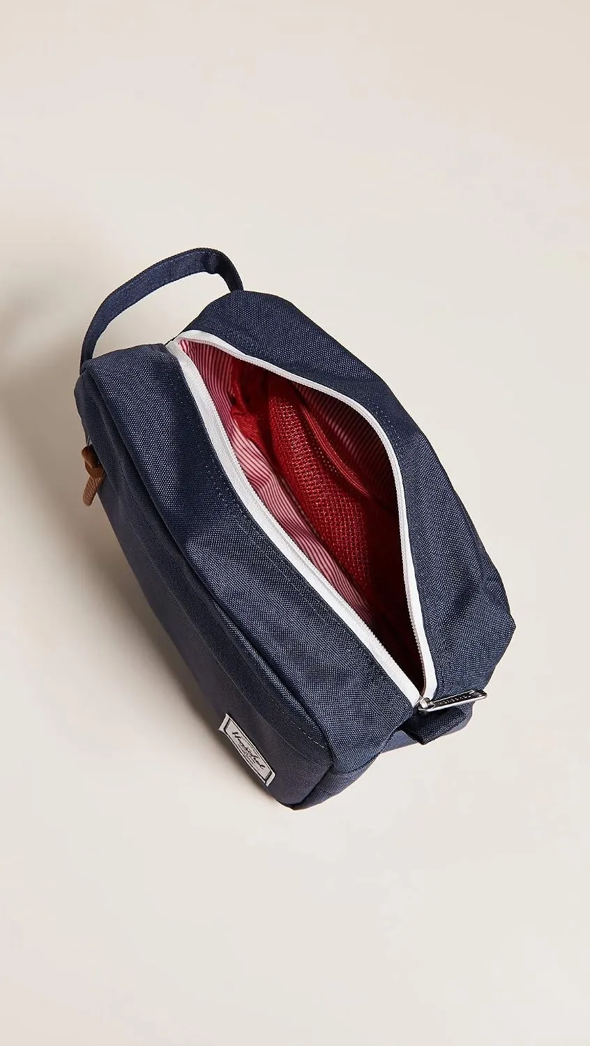 Herschel Chapter toilettas Raven Crosshatch 5L waterafstotend