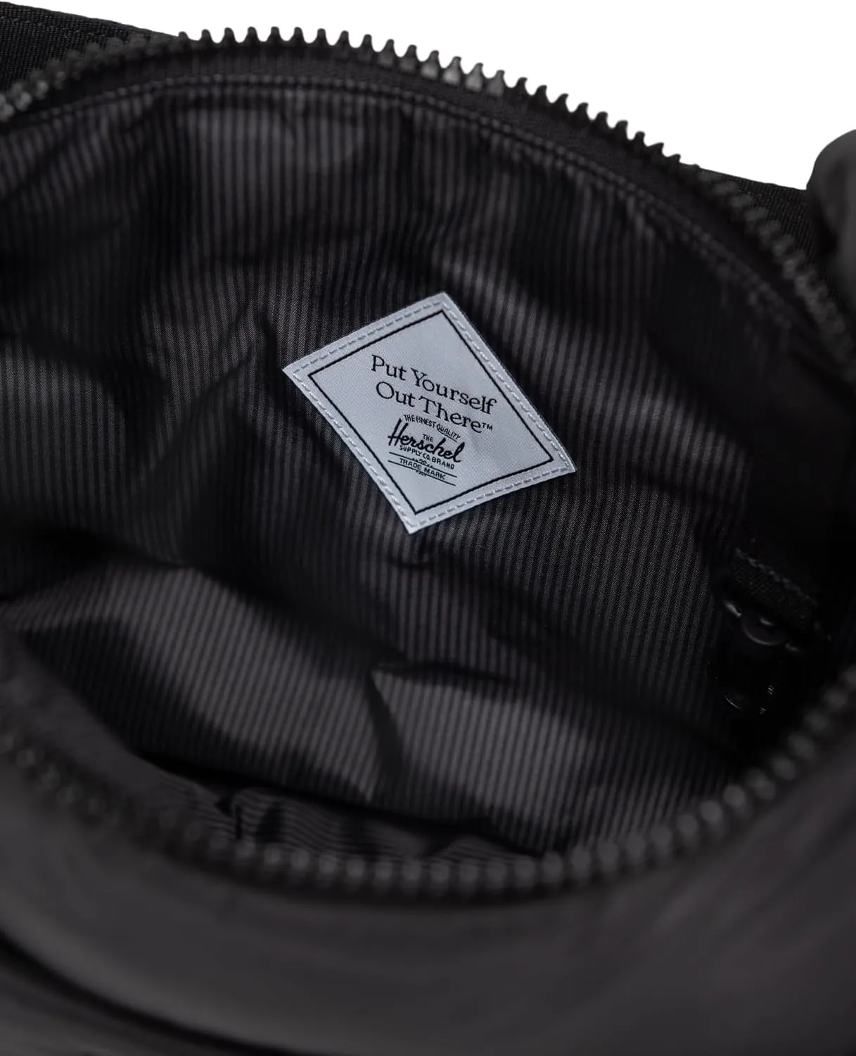 Herschel Yara Shoulder Bag schoudertas Zwart