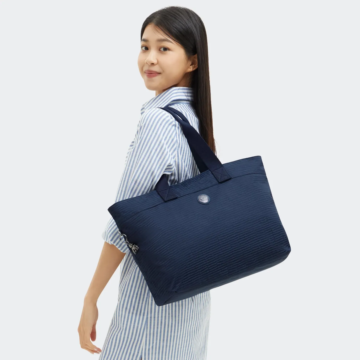 Kipling Colissa Up shopper Groot Night Ocean Jacquard laptopvak