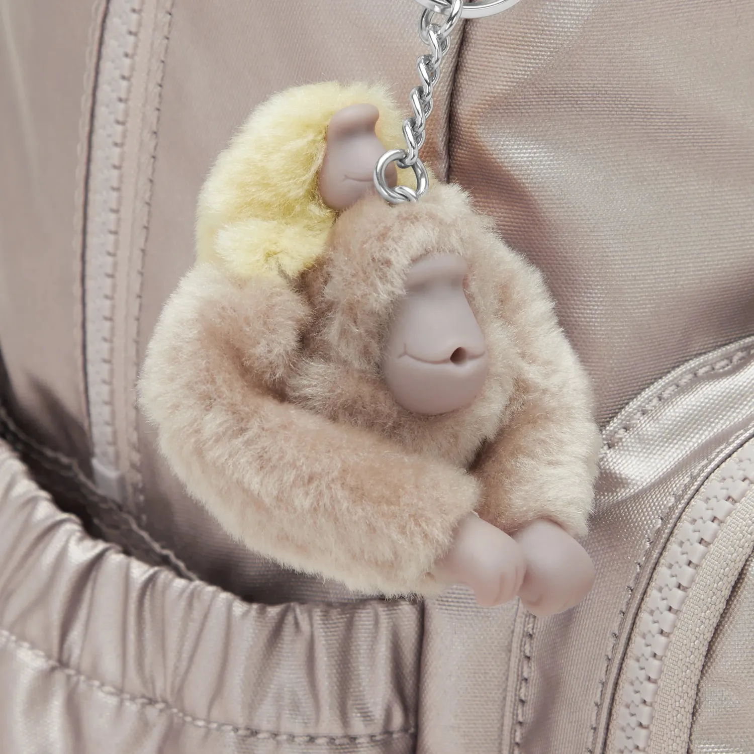 Kipling Maisie babyrugzak Tiny Metallic Glow Medium verschoningsmat