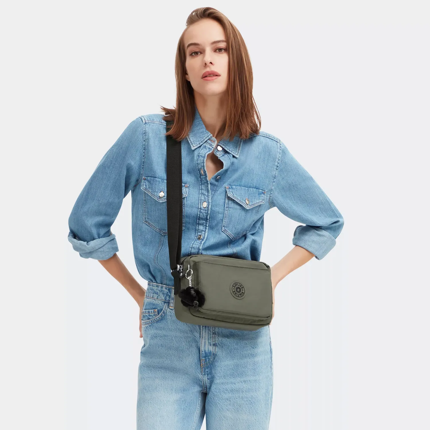 Kipling Abanu M crossbody Green Moss met penvakjes