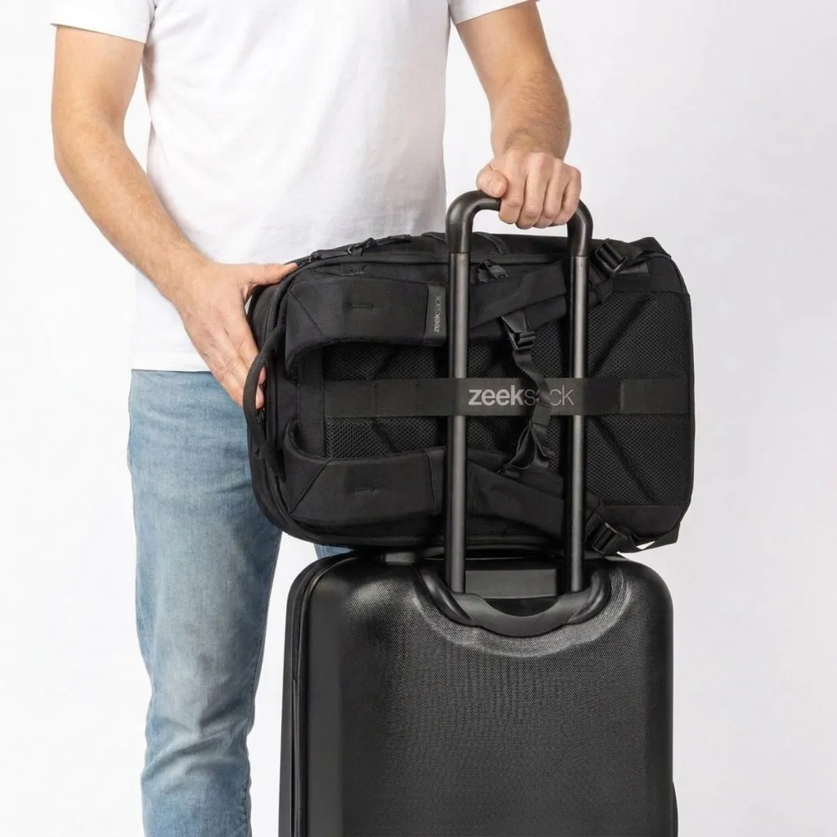 Zeeksack The Cabin 25L Rugzak Handbagage Zwart cabineformaat