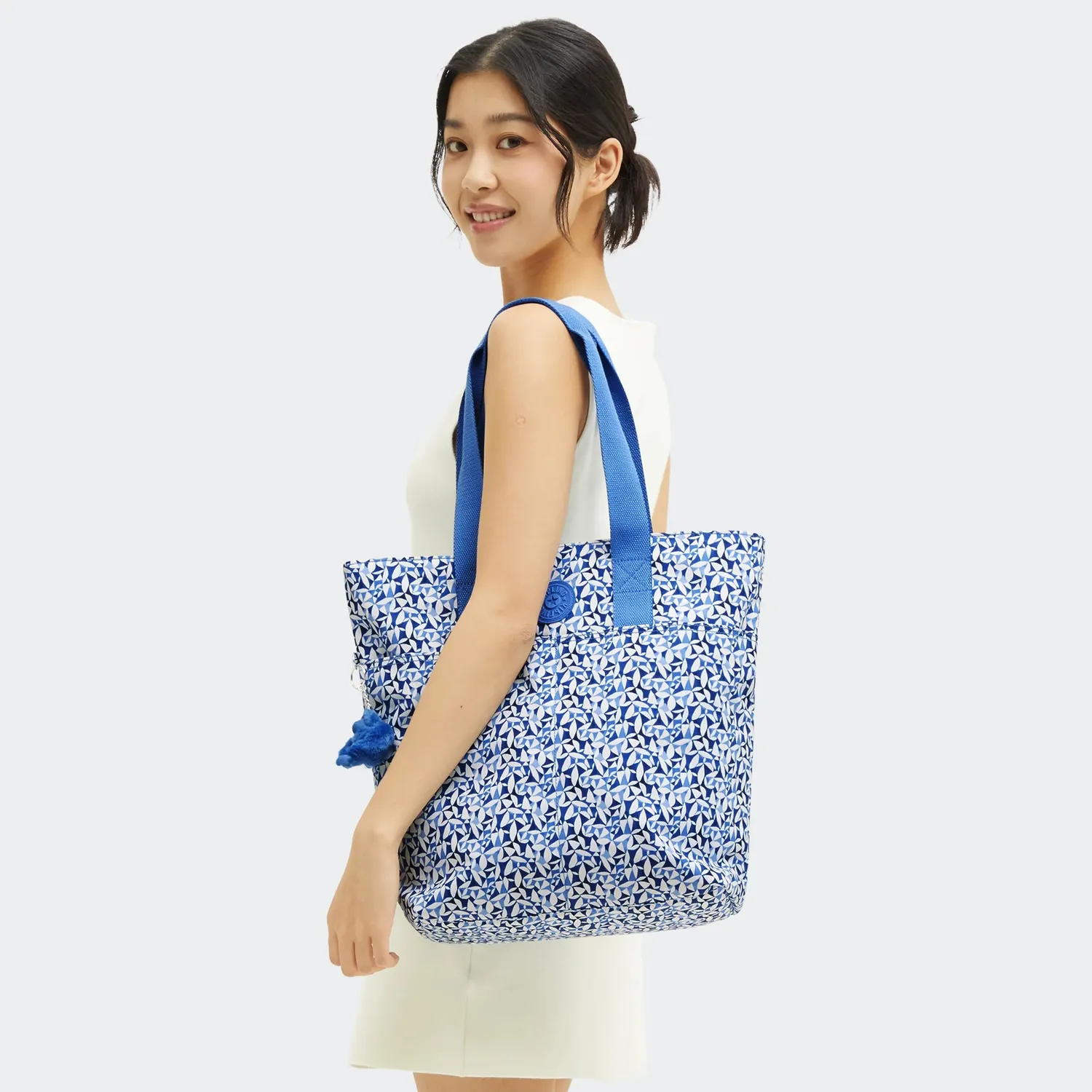 Kipling Hanifa schoudertas Groot Crazy Leaves laptopvak