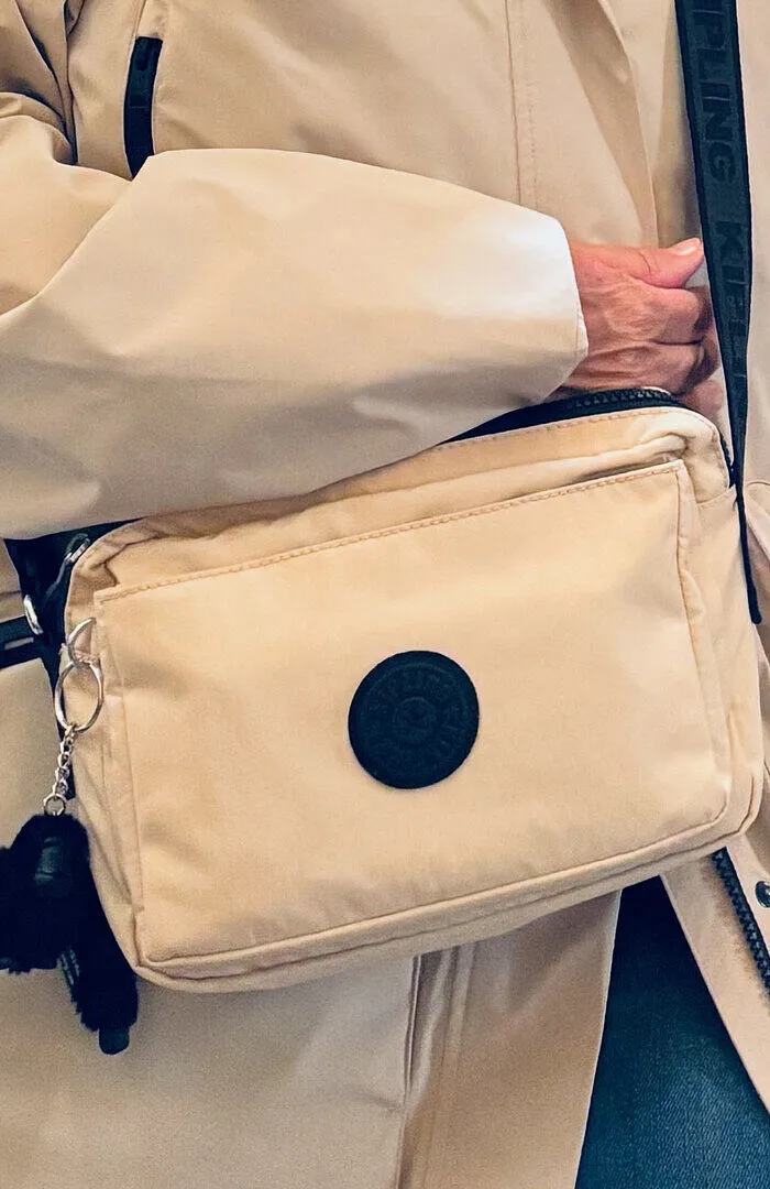 Kipling Abanu M crossbody Grape Wine Metallic glans