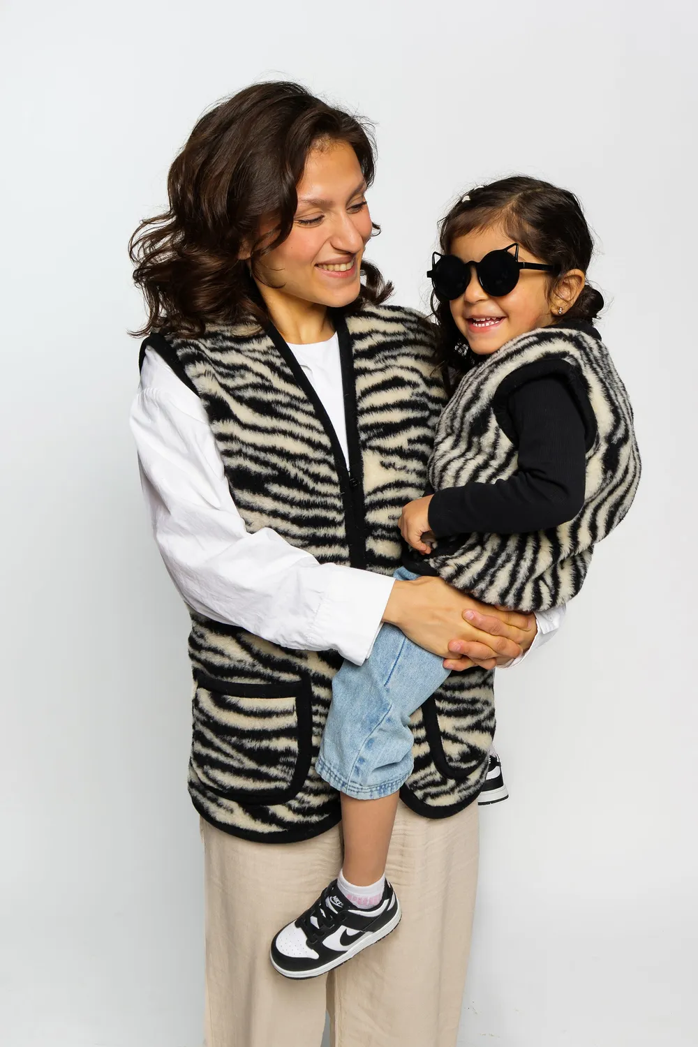 LOVE FOR CHILDRENN Bodywarmer kind zebra merinowol