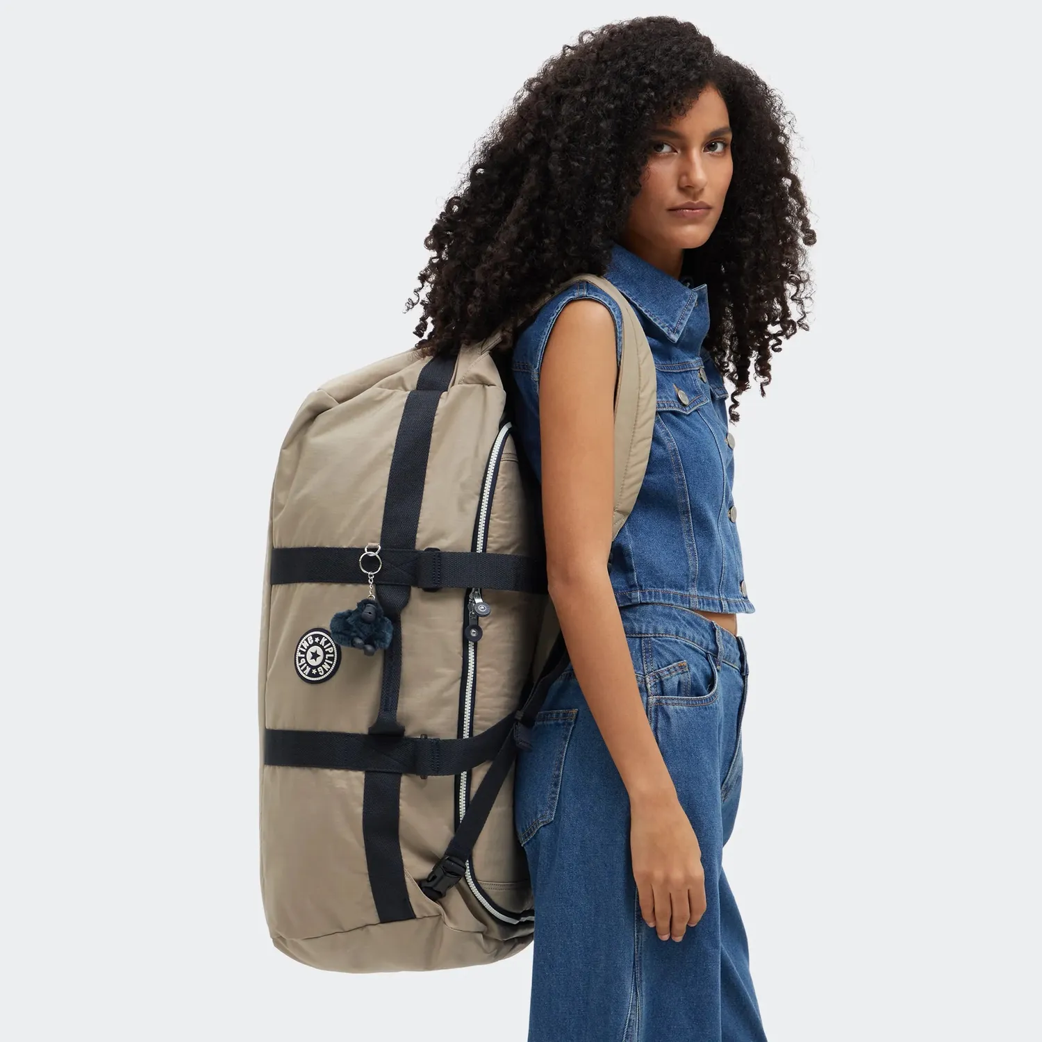 Kipling Jonis M Up reistas Soft Taupe Combo medium 15 inch