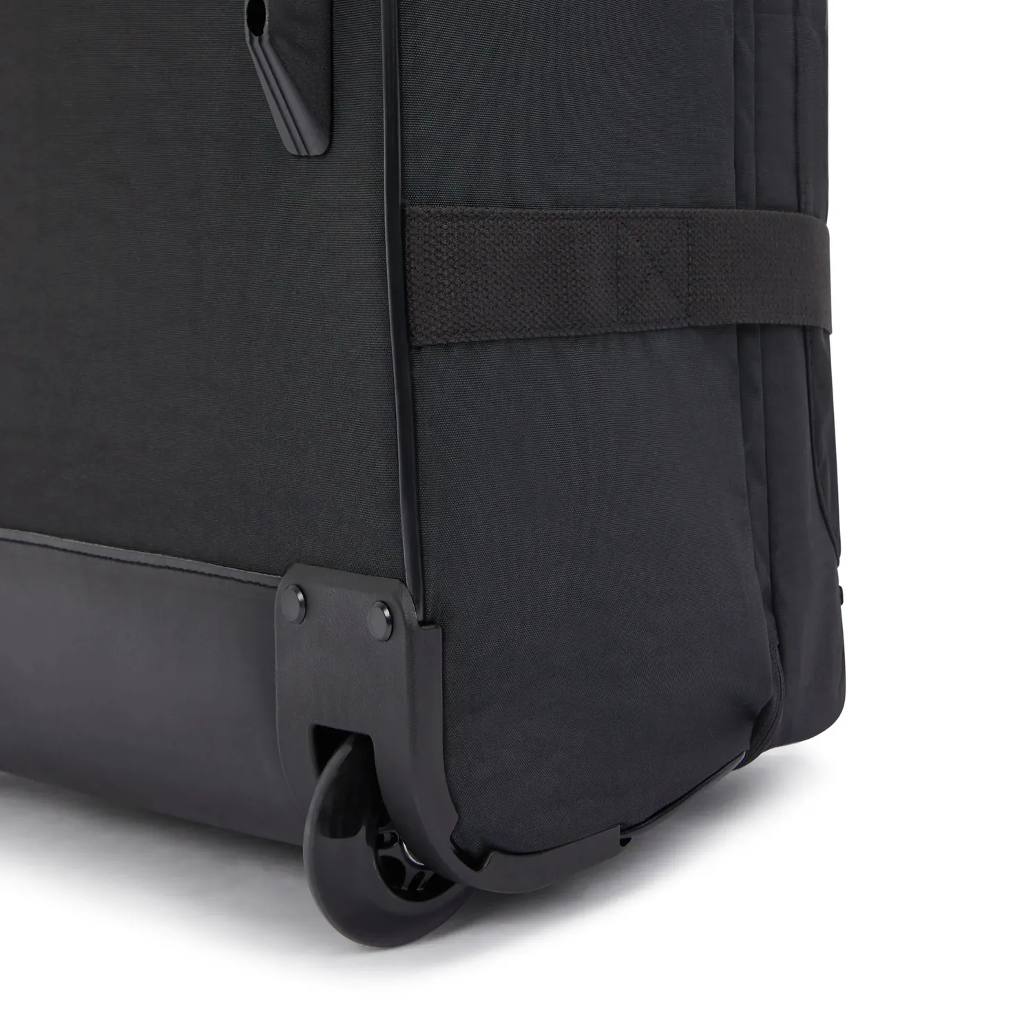 Kipling Aviana M reistas Black Noir medium met wielen
