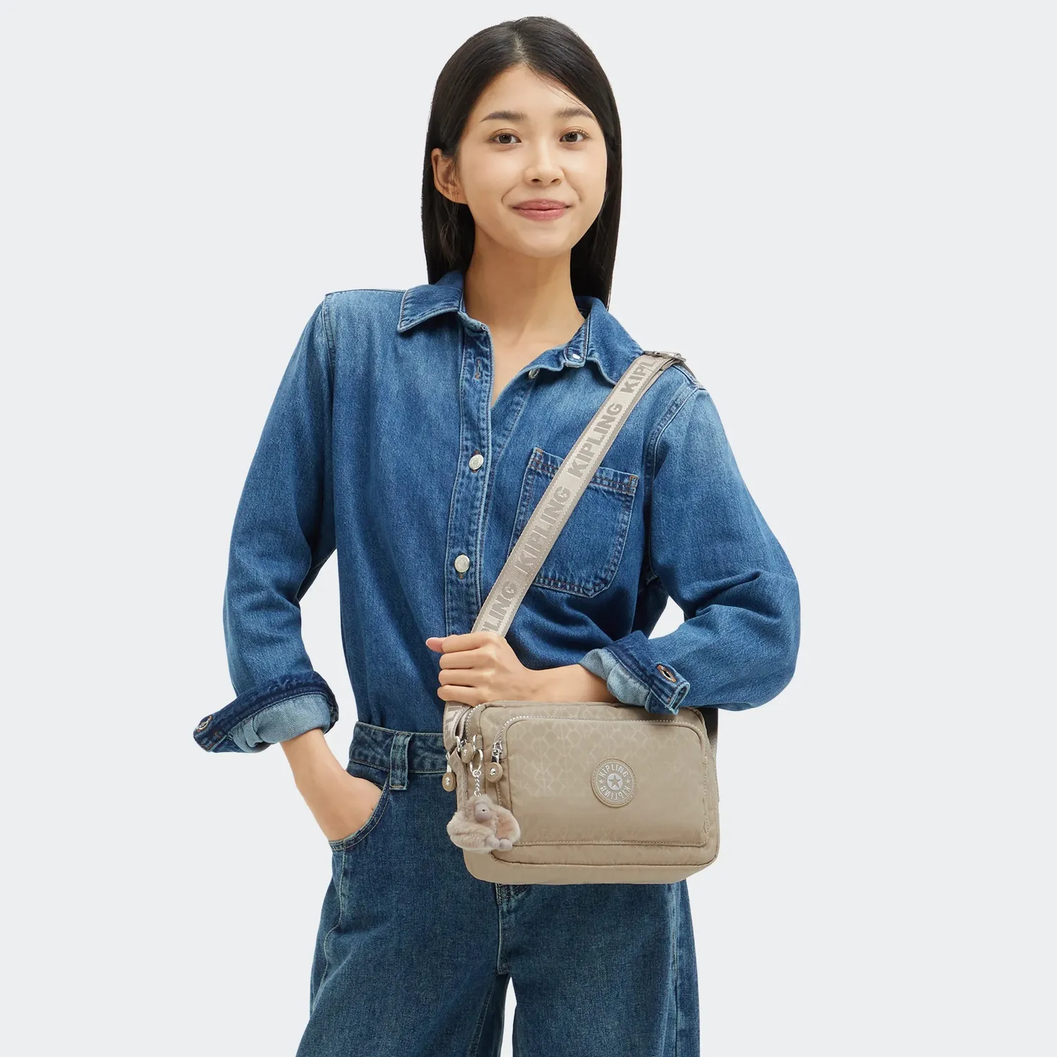 Kipling Abanu M Zip crossbody medium Glorious Beige Silver