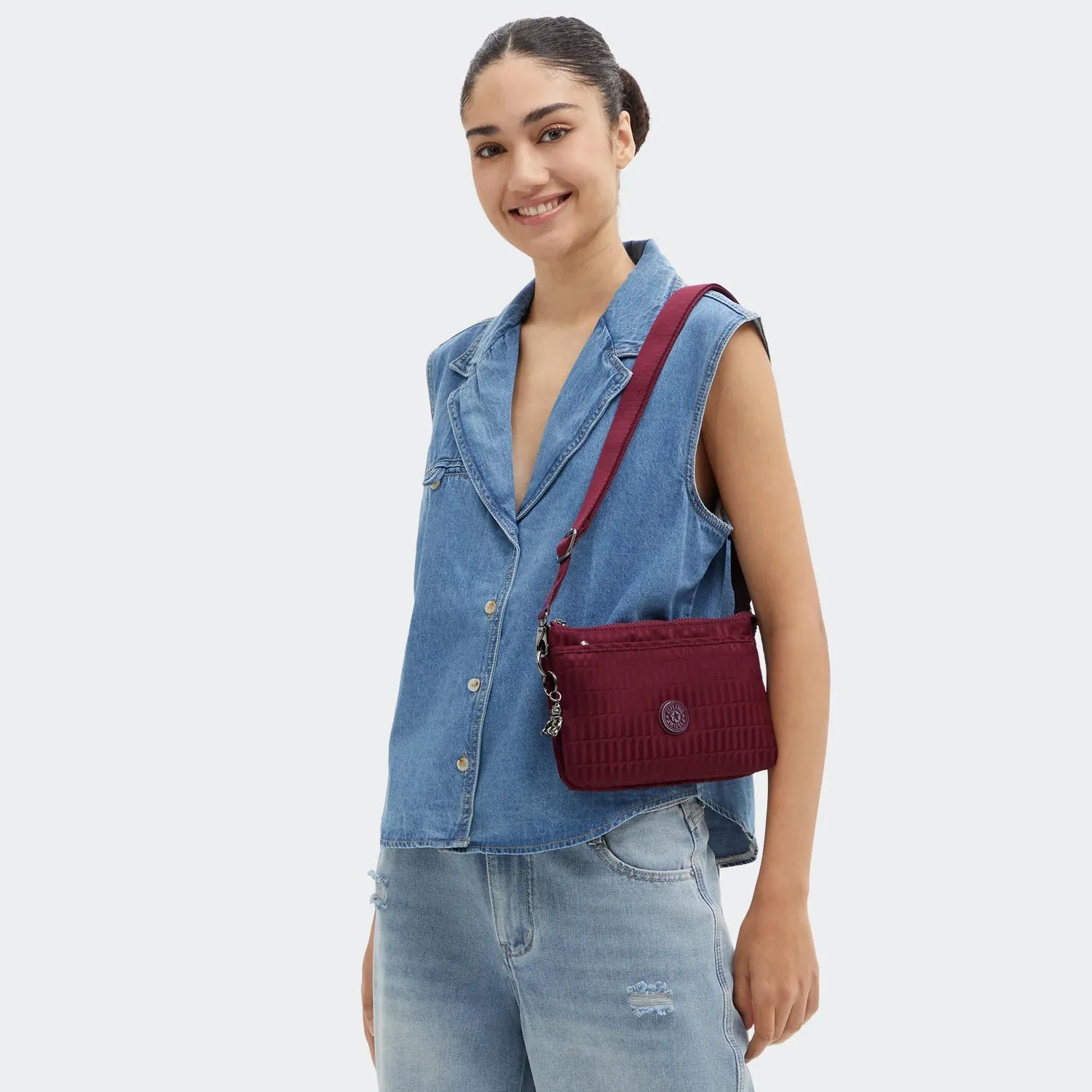 Kipling Riri crossbodytas Klein Maroon Tile Jacquard print