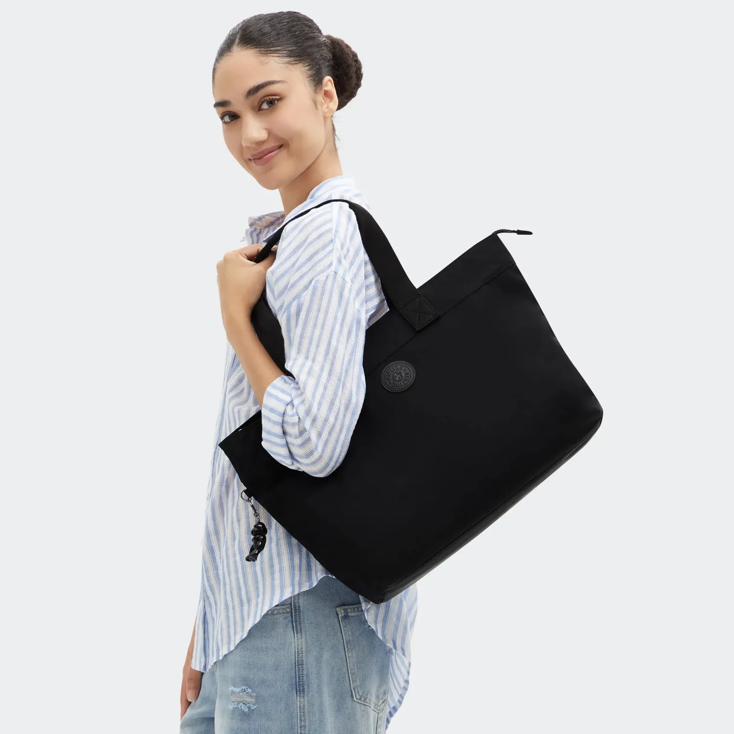 Kipling Colissa Up shopper Infinite Black Groot 15 inch