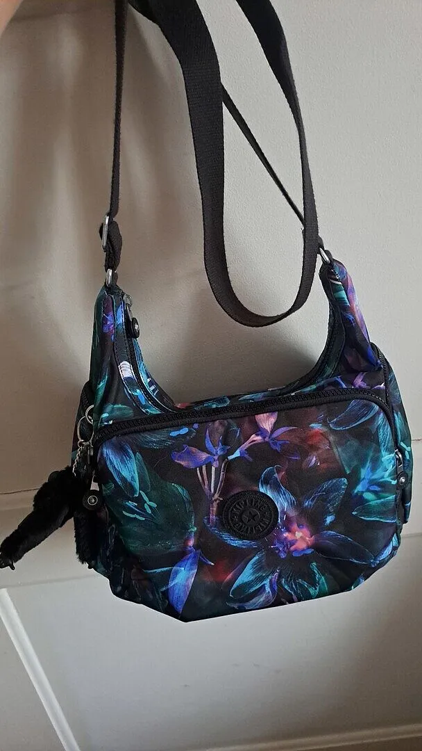 Kipling Gabb crossbodytas Groot Diamond Wave Emboss relief