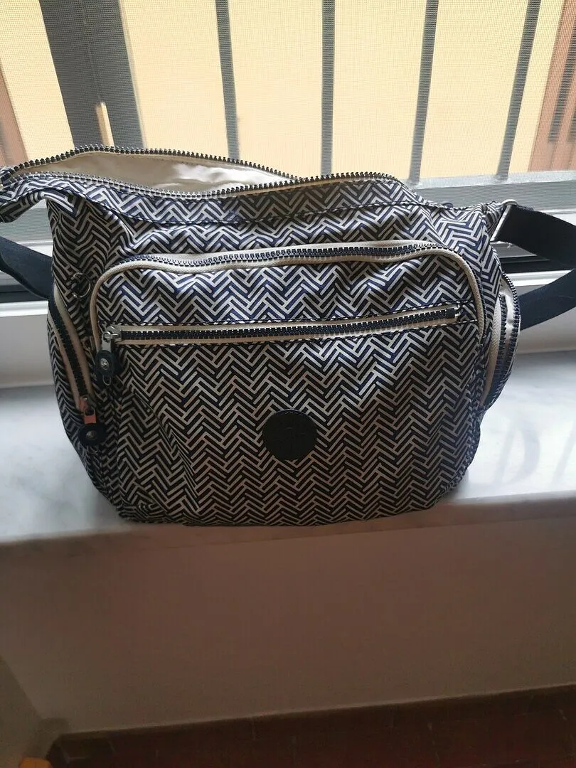 Kipling Gabbie schoudertas Medium Signature Emb ruim