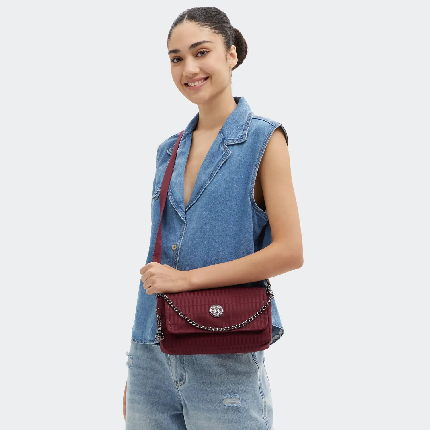 Kipling Aras Up schoudertas Klein Maroon Tile met ketting