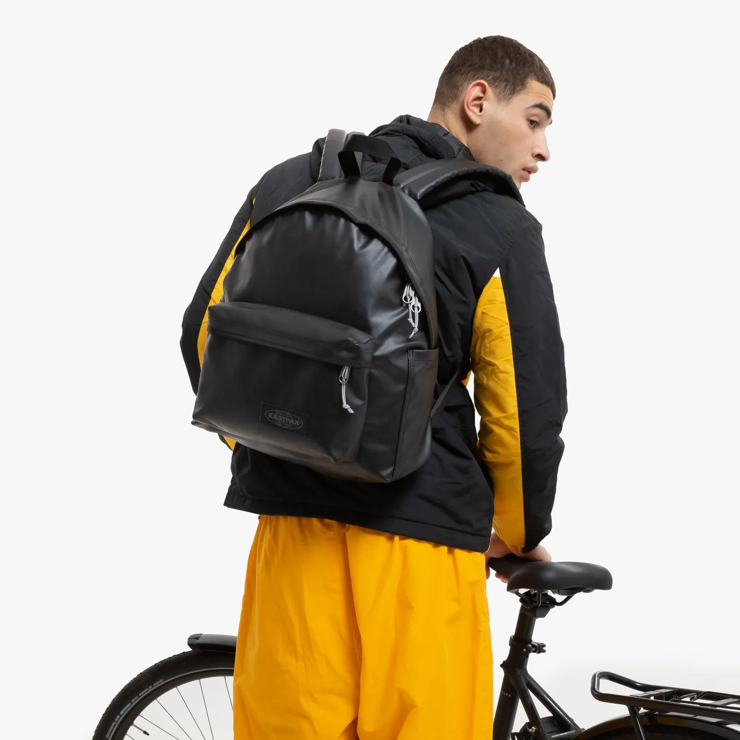 Eastpak Day Pak'r rugzak Tarp Black 14 inch