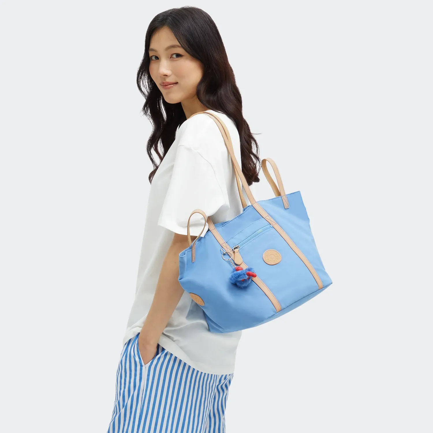 Kipling Raimo schoudertas Cotton Air Blue Klein magnetisch