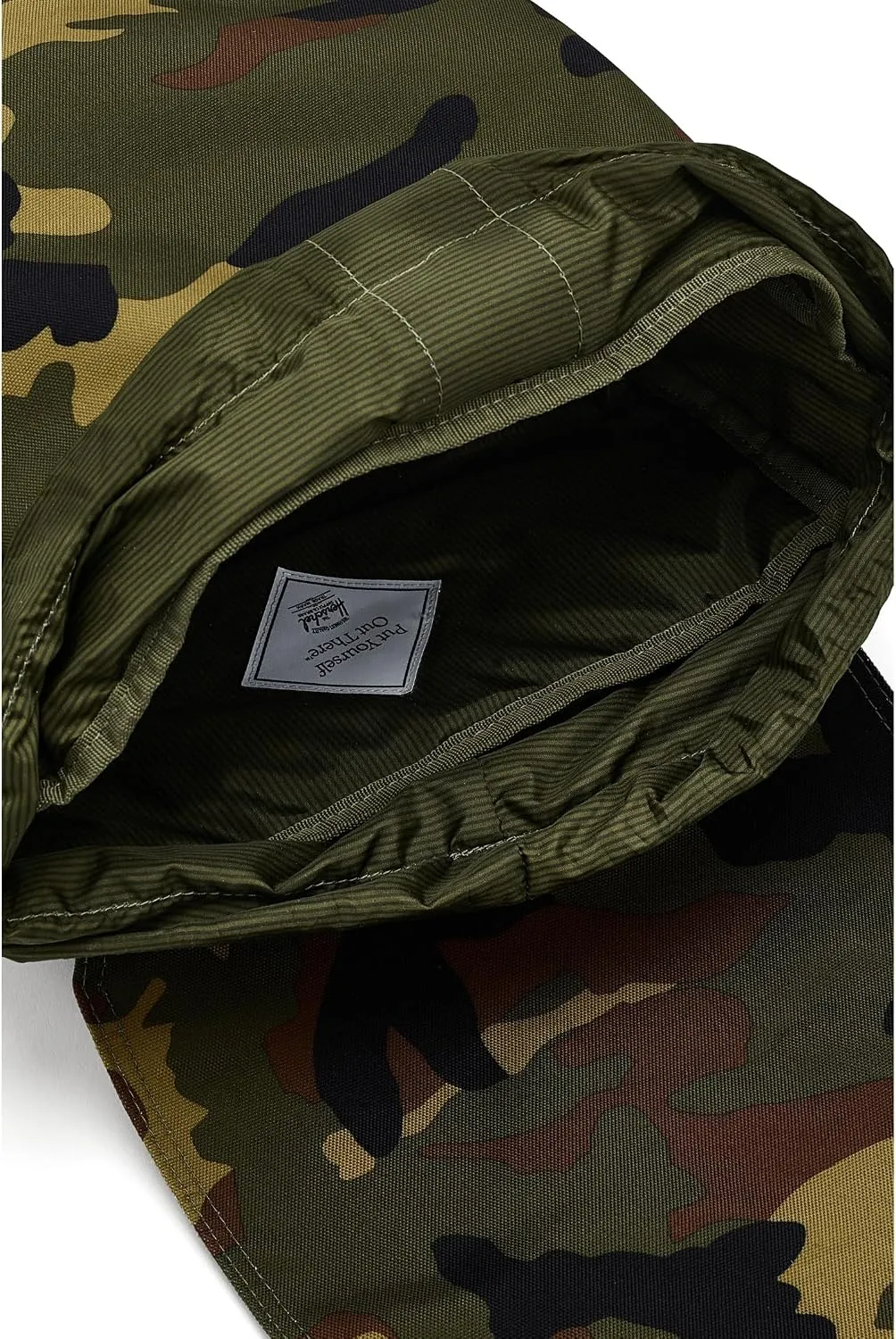 Herschel Retreat rugzak 23L Woodland Camo zwart