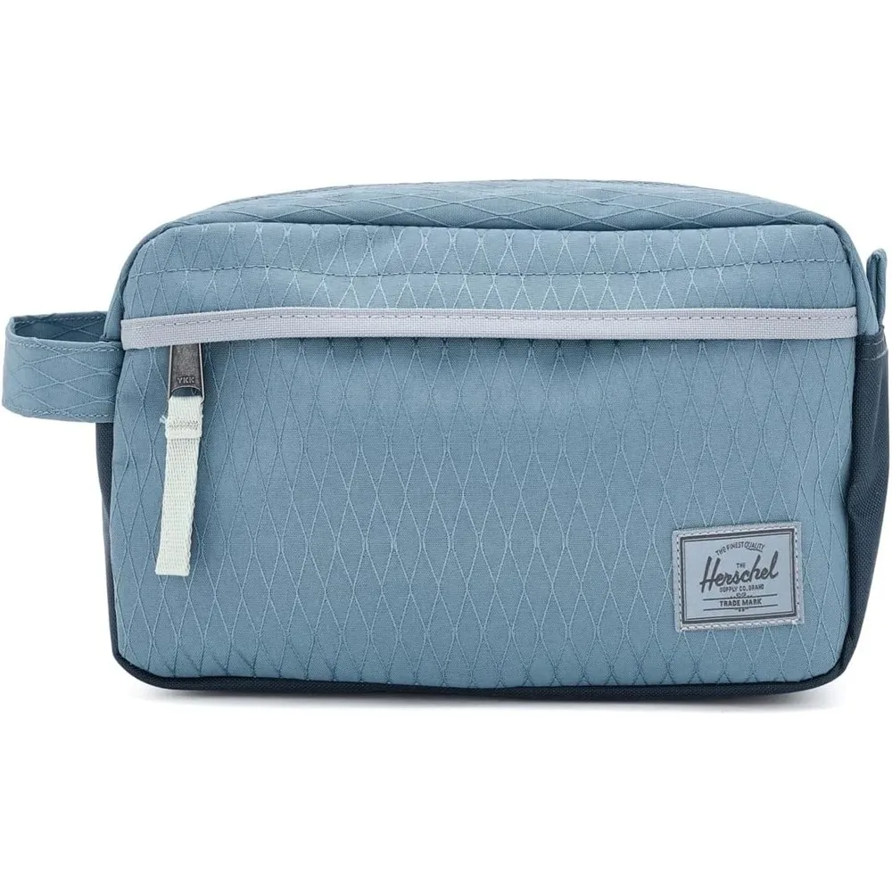 Herschel Chapter toilettas bitter chocolate klein