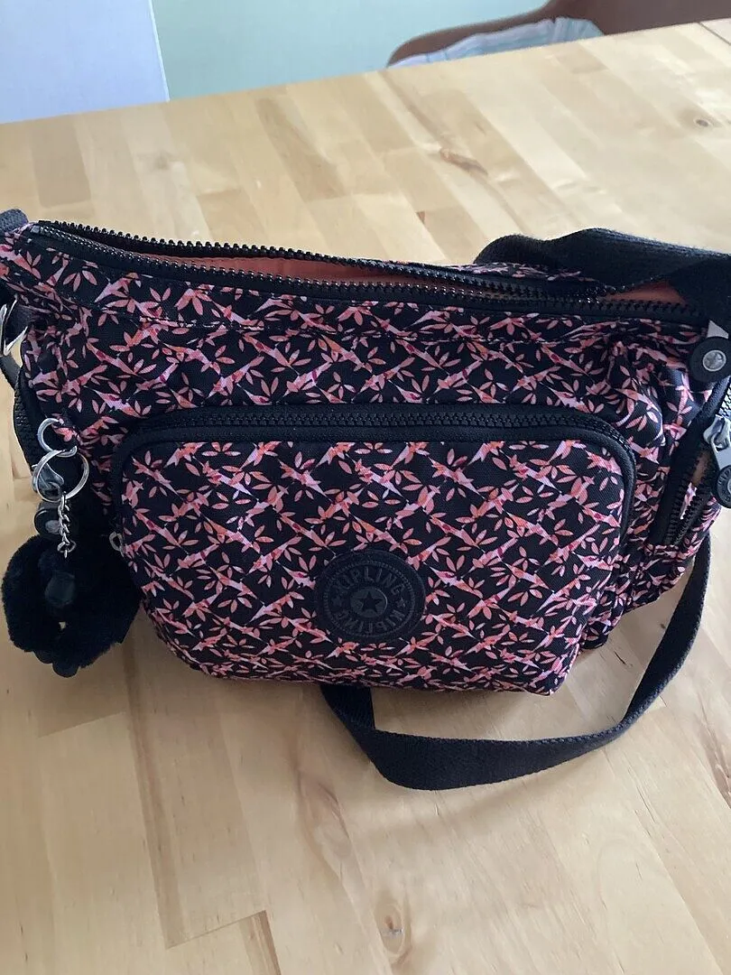 Kipling Gabb S crossbodytas Early Tan Medium verstelbaar