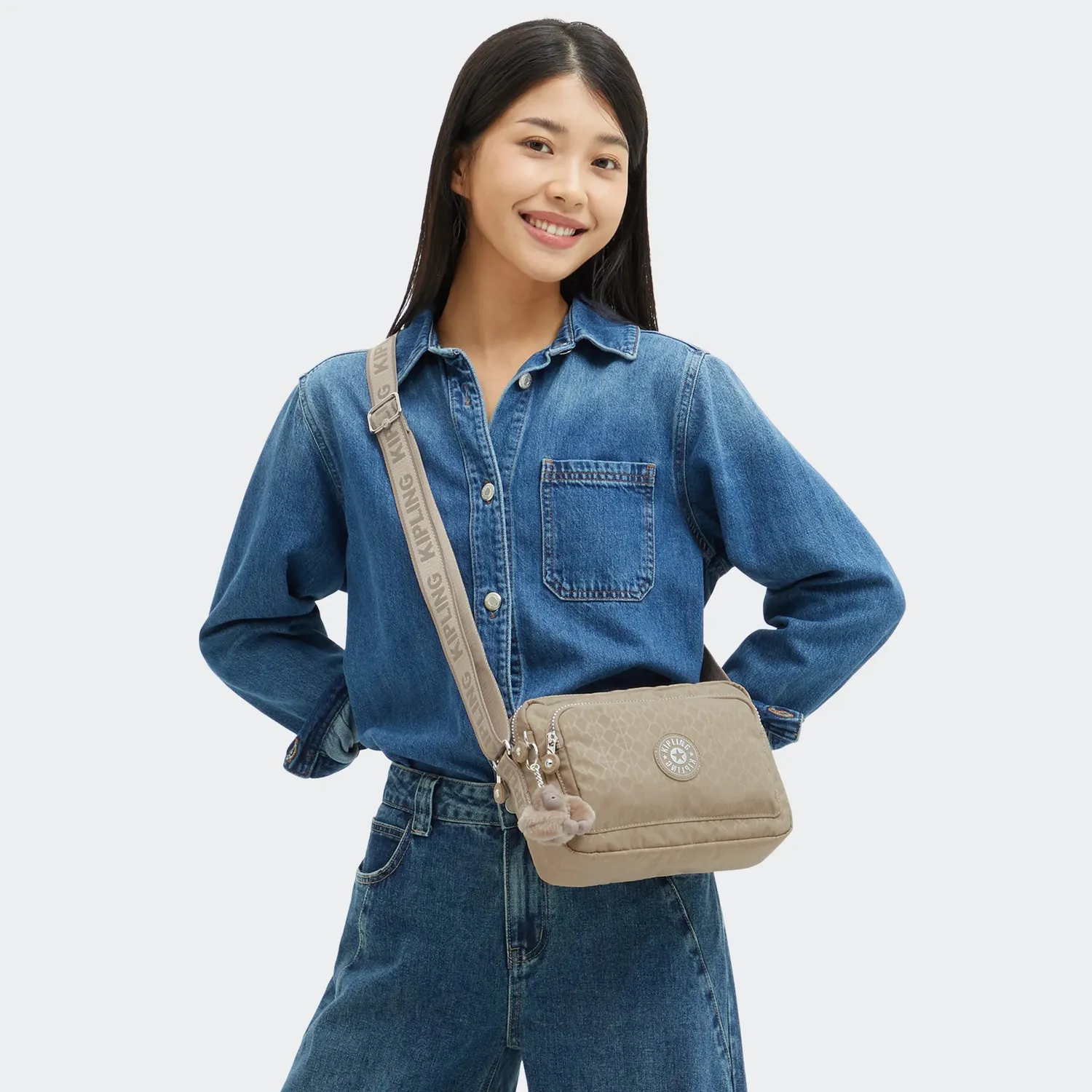Kipling Abanu M Zip crossbody medium Glorious Beige Silver